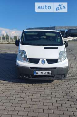 Грузовой фургон Renault Trafic 2013 в Львове