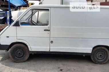 Грузовой фургон Renault Trafic 1991 в Киеве