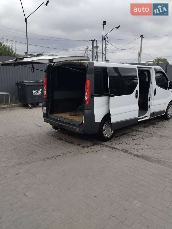 Мінівен Renault Trafic 2008 в Межовій
