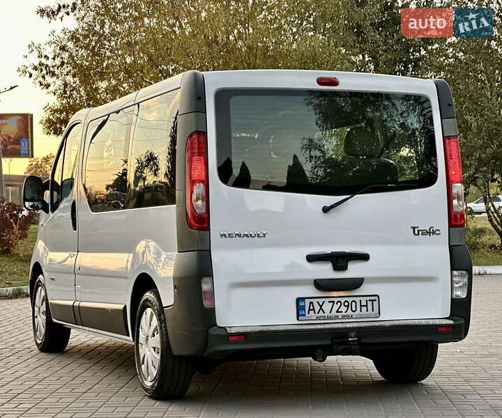Минивэн Renault Trafic 2007 в Кропивницком