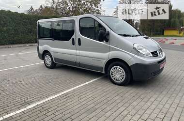 Мінівен Renault Trafic 2009 в Луцьку