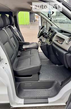 Минивэн Renault Trafic 2016 в Киеве