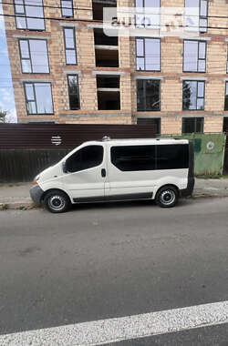 Мінівен Renault Trafic 2004 в Камені-Каширському