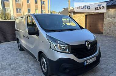 Грузовой фургон Renault Trafic 2015 в Львове