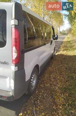 Минивэн Renault Trafic 2007 в Мене