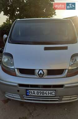 Вантажний фургон Renault Trafic 2005 в Кропивницькому