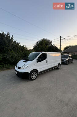 Вантажний фургон Renault Trafic 2007 в Дніпрі