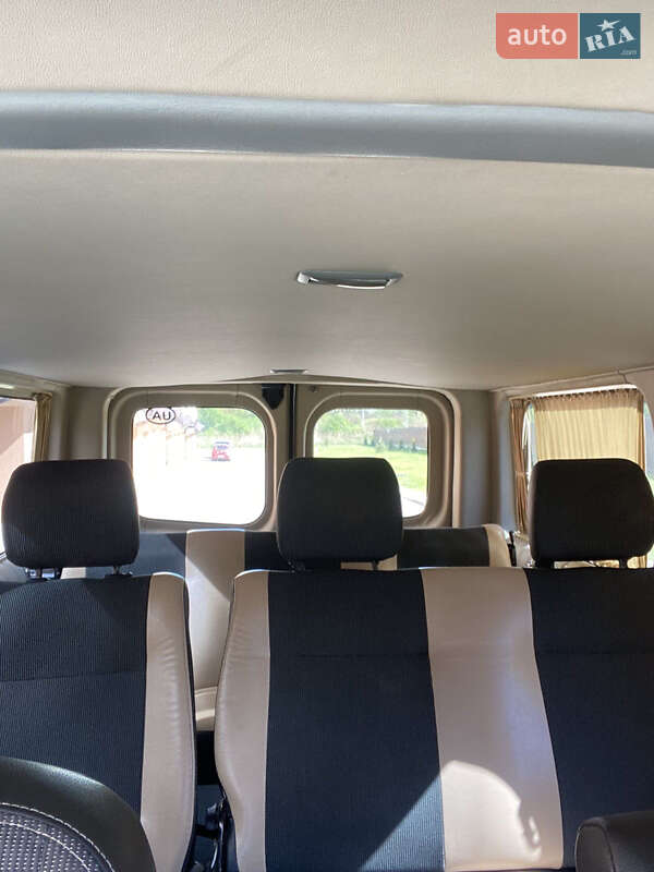 Мінівен Renault Trafic 2007 в Львові