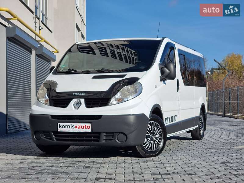 Минивэн Renault Trafic 2008 в Хмельницком