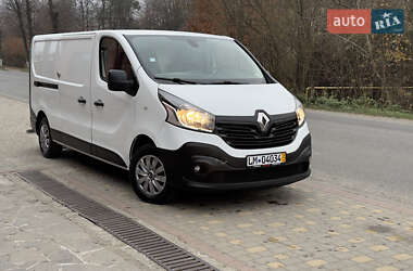 Вантажний фургон Renault Trafic 2019 в Сваляві