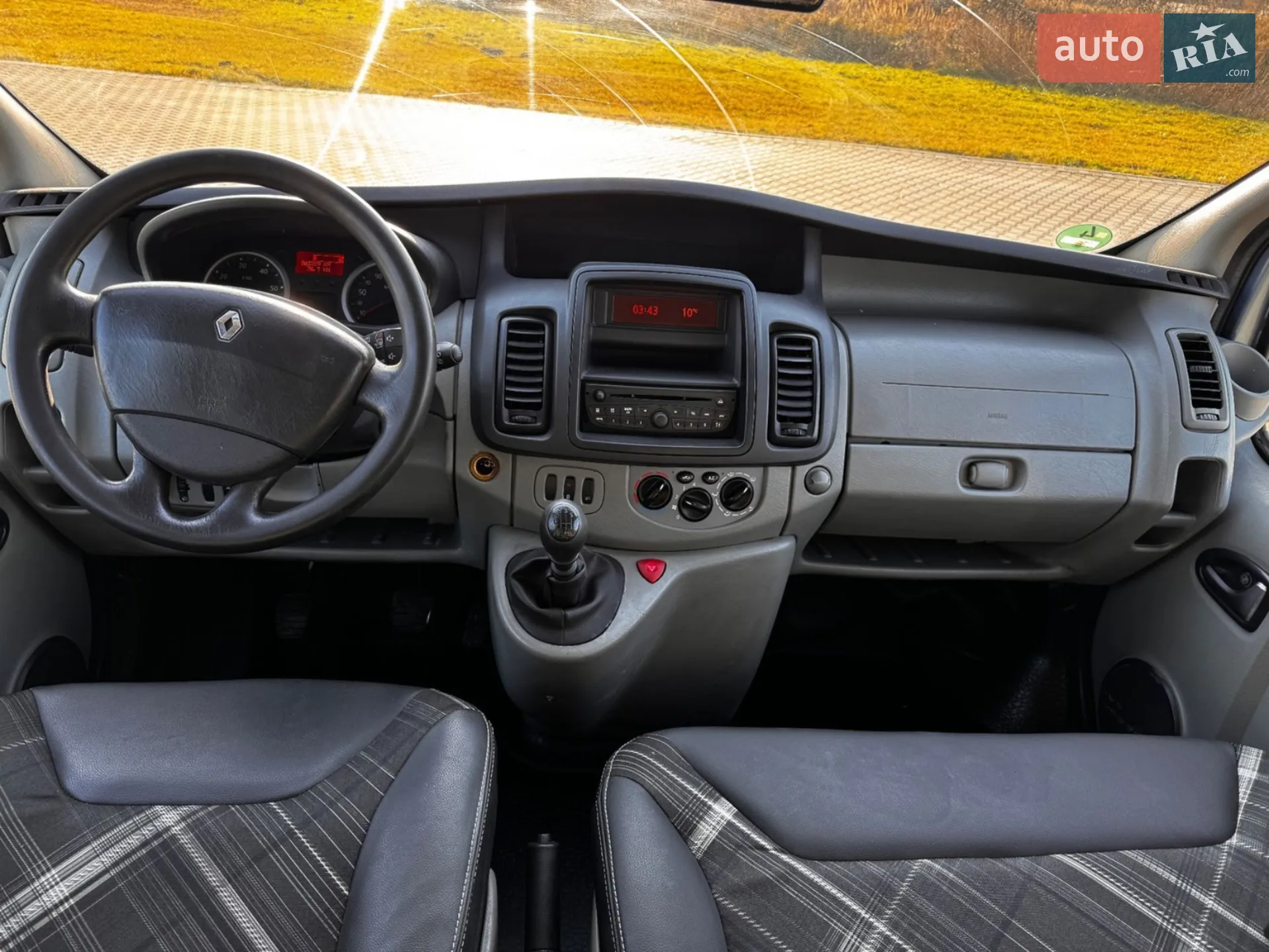 2011 Renault Trafic - мініатюра 18