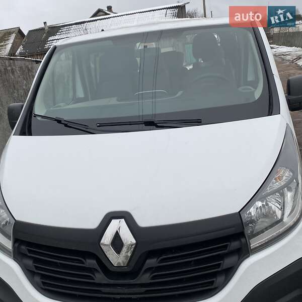 Минивэн Renault Trafic 2016 в Чернигове