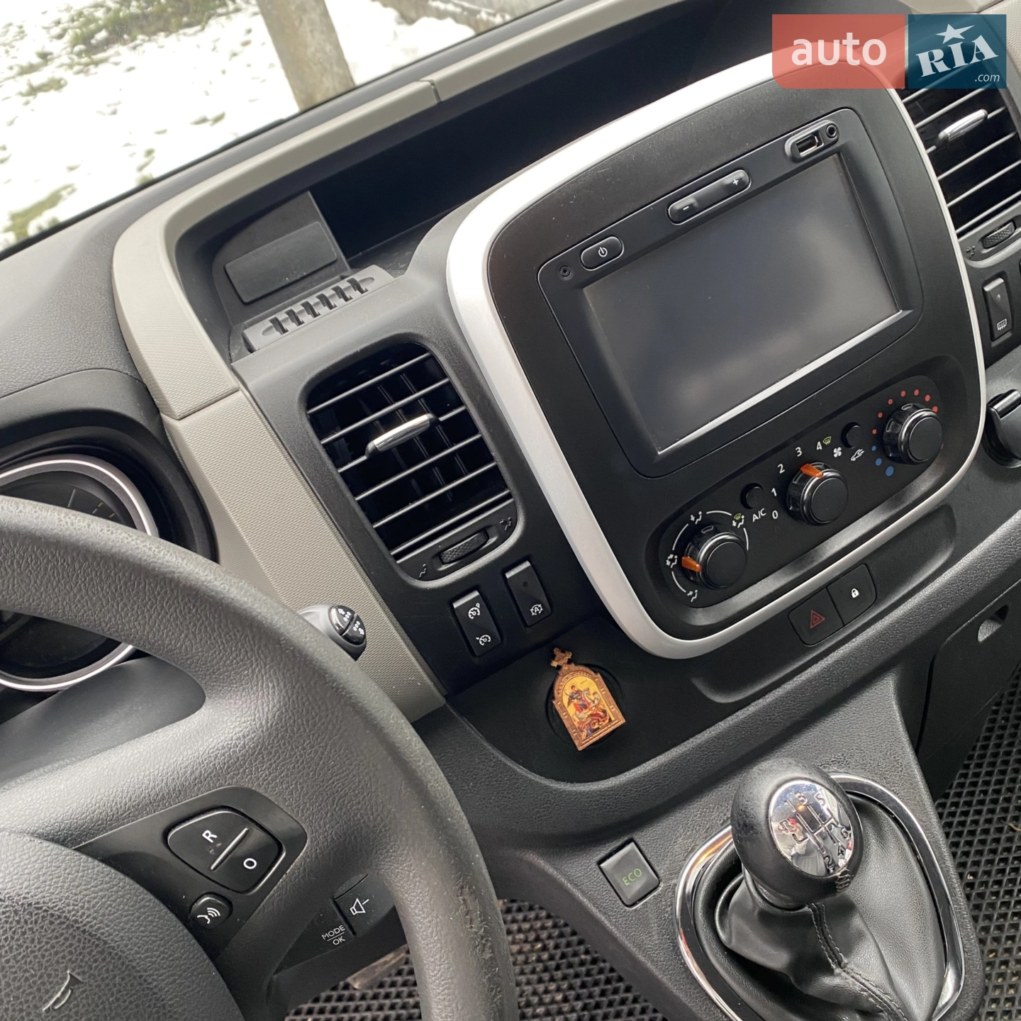 2016 Renault Trafic - мініатюра 2