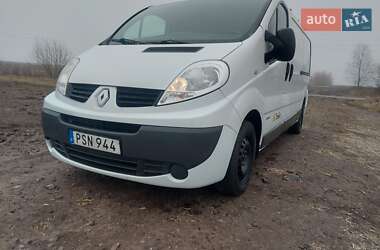 Вантажний фургон Renault Trafic 2014 в Рівному