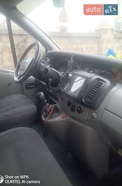 Минивэн Renault Trafic 2007 в 