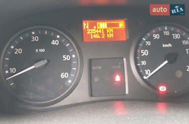 Грузовой фургон Renault Trafic 2012 в Львове