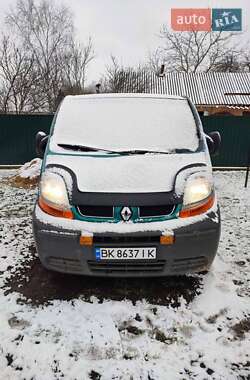 Мінівен Renault Trafic 2006 в Кореці