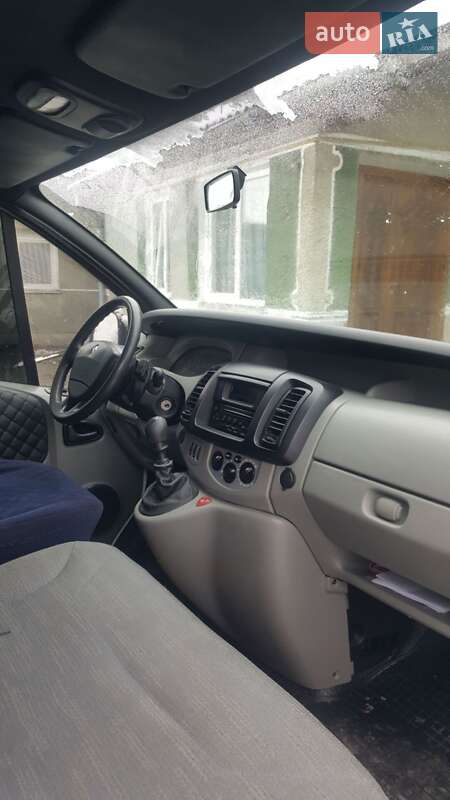 Минивэн Renault Trafic 2009 в Стрые