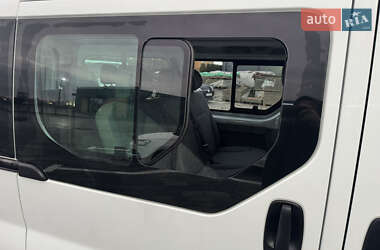 Минивэн Renault Trafic 2011 в Луцке