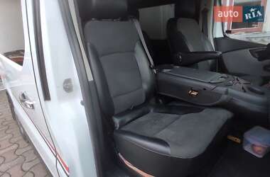 Минивэн Renault Trafic 2019 в 