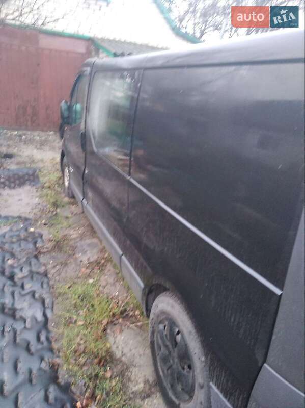 Минивэн Renault Trafic 2005 в Полтаве