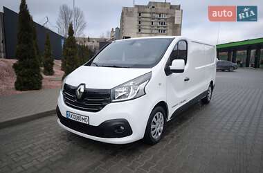 Вантажопасажирський фургон Renault Trafic 2015 в Смілі