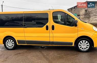 Мінівен Renault Trafic 2013 в Нововолинську