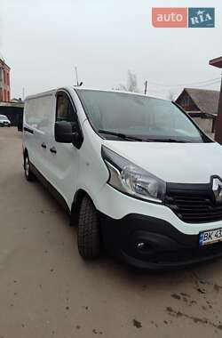 Вантажний фургон Renault Trafic 2018 в Кореці