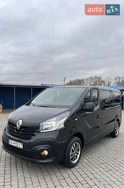 Мінівен Renault Trafic 2015 в Чернівцях