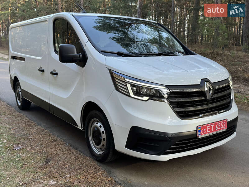 Другие грузовики Renault Trafic 2023 в 