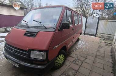 Вантажний фургон Renault Trafic 1987 в Ніжині