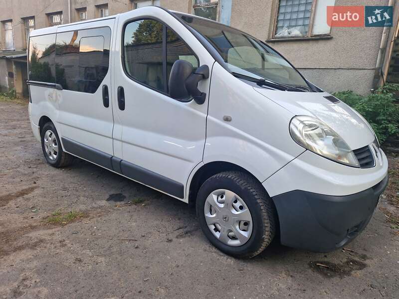 Минивэн Renault Trafic 2013 в Луцке фото 19 Минивэн Renault Trafic 2013 в Луцке