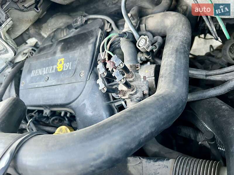 Вахтовый автомобиль / Кунг Renault Trafic 2005 в Львове
