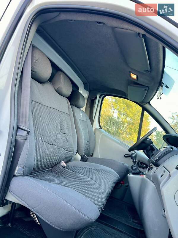 Вахтовый автомобиль / Кунг Renault Trafic 2005 в Львове