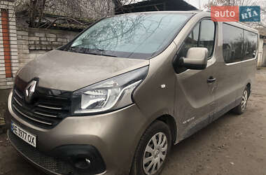 Мінівен Renault Trafic 2015 в Дніпрі