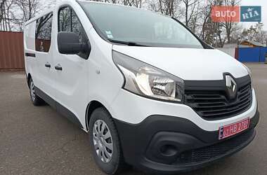 Вантажопасажирський фургон Renault Trafic 2018 в Києві