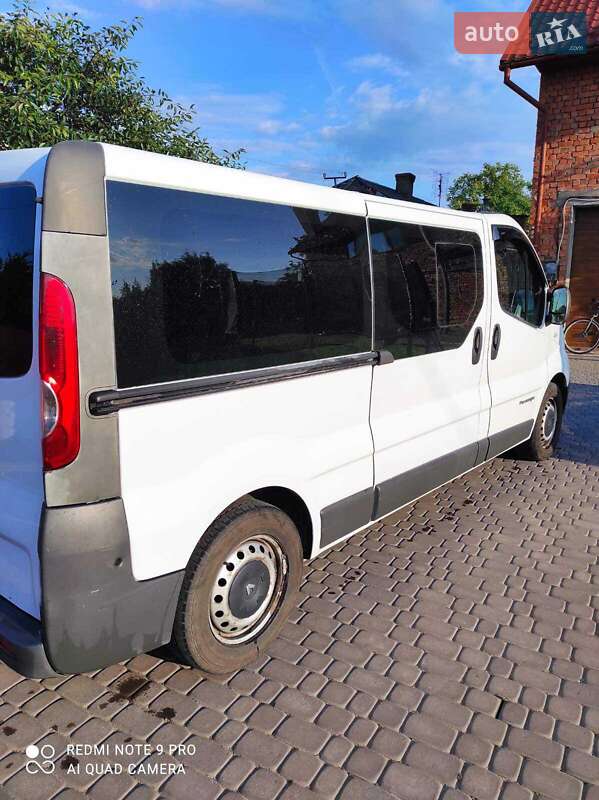 Мінівен Renault Trafic 2008 в Чернівцях