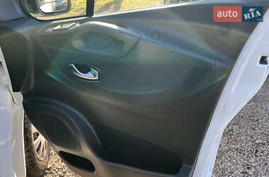 Грузовой фургон Renault Trafic 2020 в 