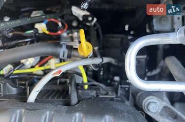 Грузовой фургон Renault Trafic 2020 в 