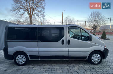 Мінівен Renault Trafic 2003 в Чернівцях