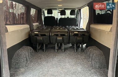 Мінівен Renault Trafic 2015 в 