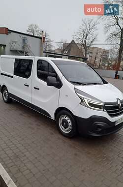 Вантажопасажирський фургон Renault Trafic 2020 в Старокостянтинові