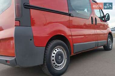 Мінівен Renault Trafic 2003 в Сарнах