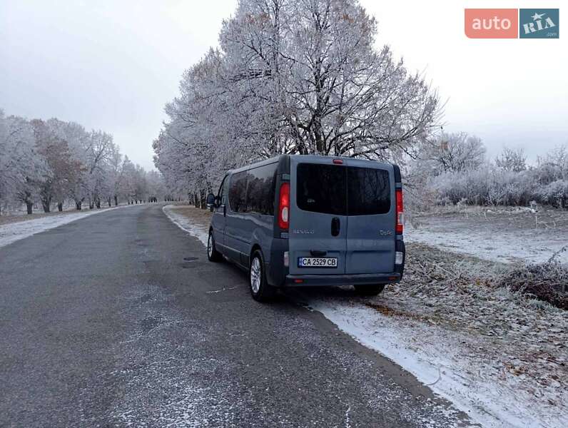 Минивэн Renault Trafic 2011 в Умани