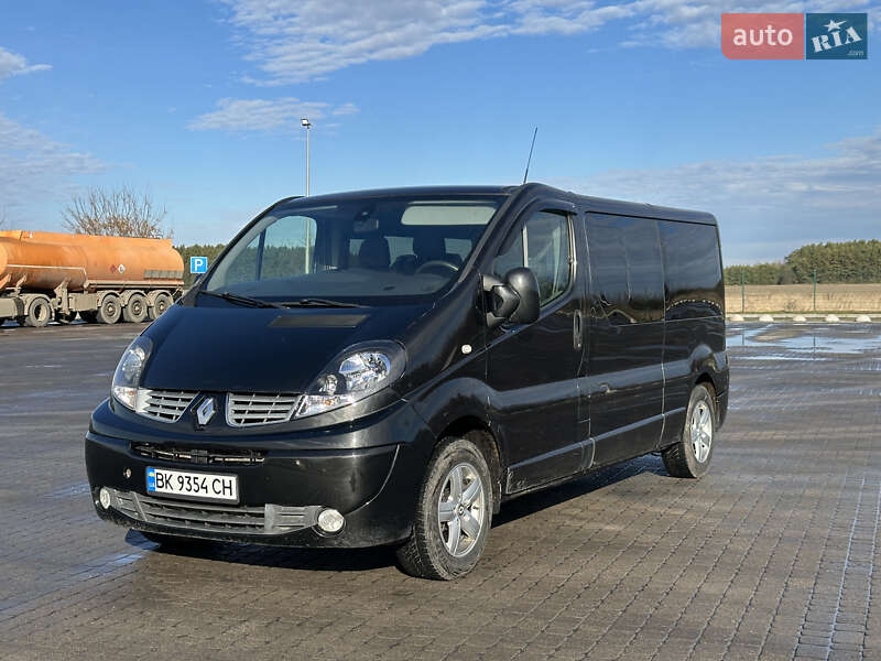 Мінівен Renault Trafic 2013 в Радивиліві