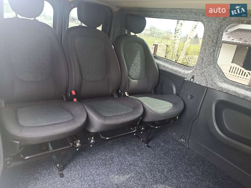 Минивэн Renault Trafic 2015 в Самборе фото 19 Минивэн Renault Trafic 2015 в Самборе