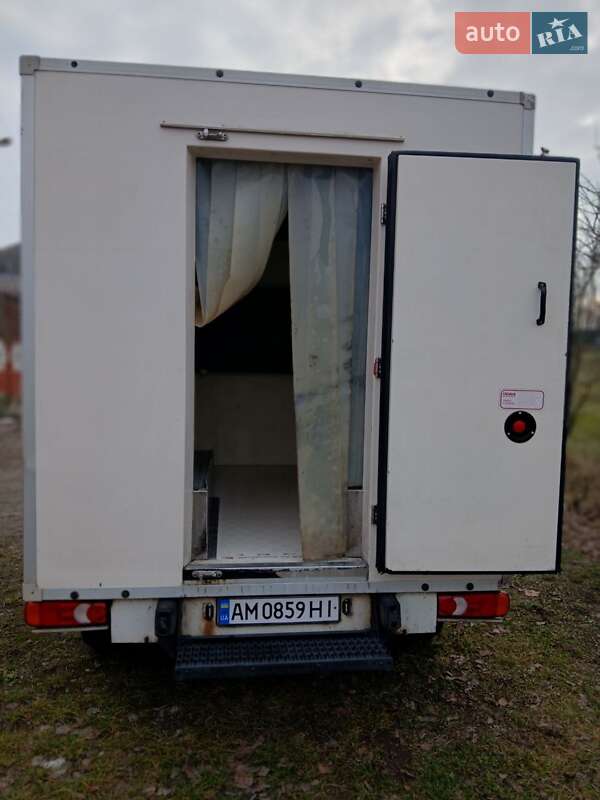 Грузовой фургон Renault Trafic 2013 в Бердичеве фото 25 Грузовой фургон Renault Trafic 2013 в Бердичеве