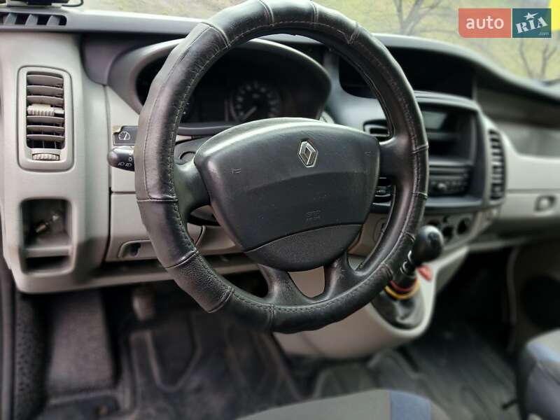 Грузовой фургон Renault Trafic 2013 в Бердичеве фото 41 Грузовой фургон Renault Trafic 2013 в Бердичеве