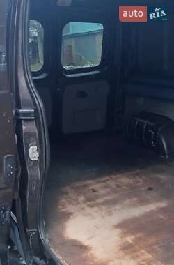 Грузовой фургон Renault Trafic 2014 в Броварах