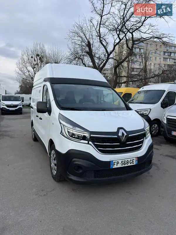 Вантажний фургон Renault Trafic 2020 в 